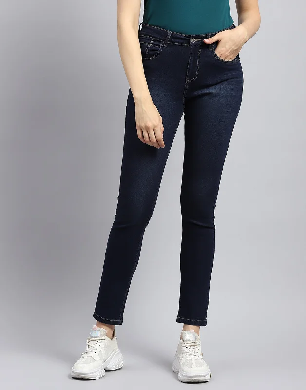 Women Blue Light Wash Slim Fit Denim